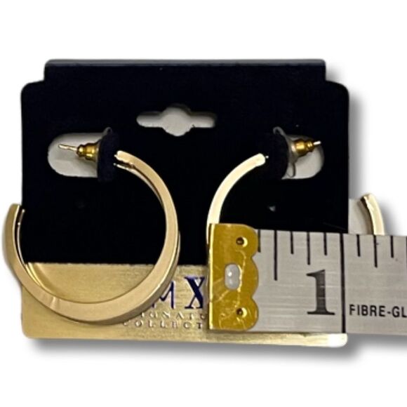 Large Double Row Hoop Earrings in Gold - NWT - Picture 8 of 8